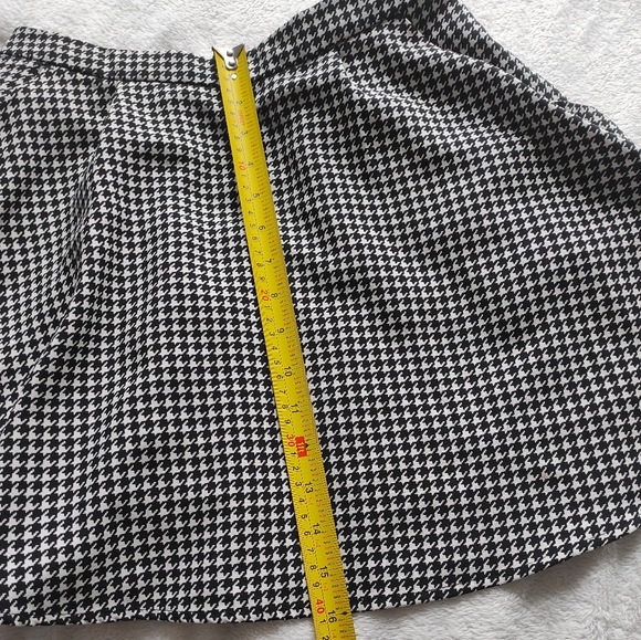 Houndstooth Skater Skirt Mini Size M - Picture 7 of 10